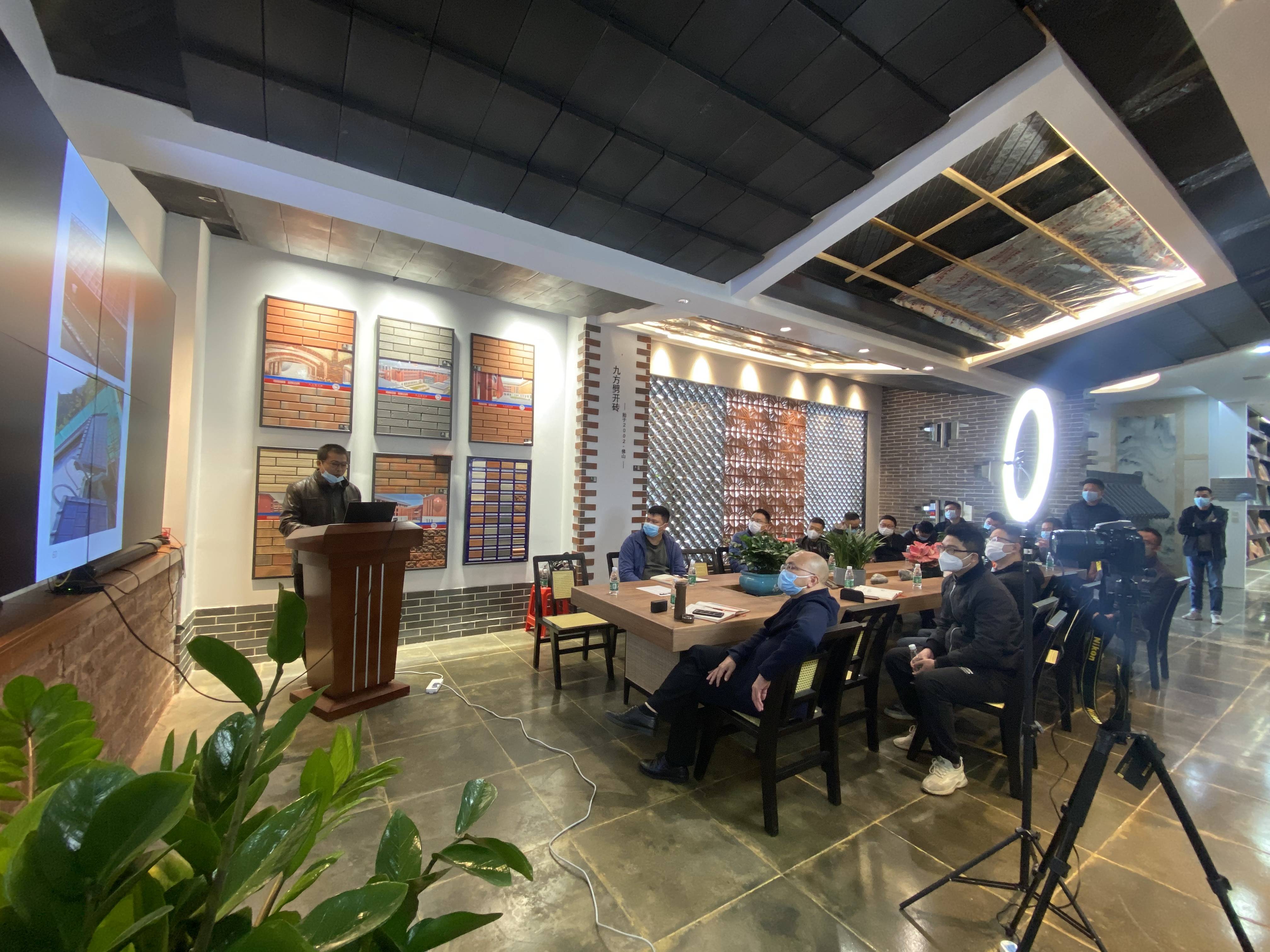 尊龙凯时摘要2022第35期